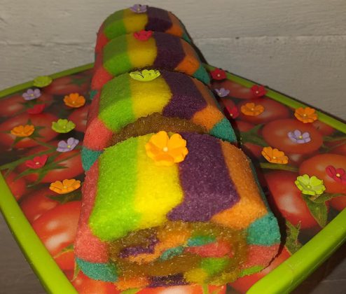 Bolu gulung Lapis warna warni by Yulia Lia 3