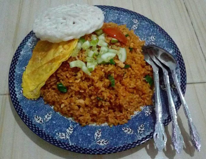 Nasi Goreng Ayam by Niken Diah Wuryanti