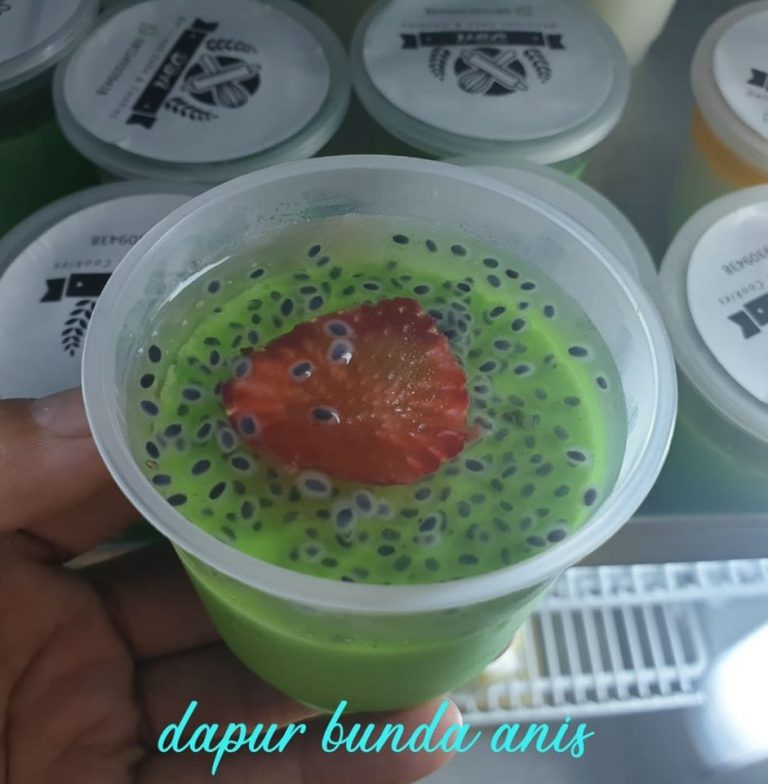 Puding Sutra Greentea by Anis Rokhima