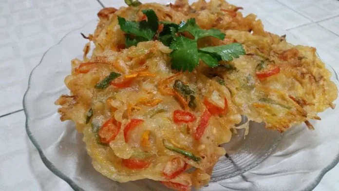 BAKWAN CABE RAWIT by Rere Reni BAKWAN CABE RAWIT by Rere Reni