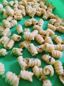 Kue garpu/ kue keong by Franziestca Cah'ayu 1