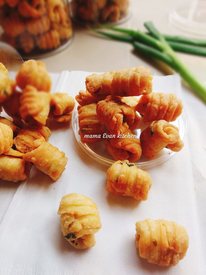 Kue garpu kue keong by Franziestca Cah'ayu Kue garpu/ kue keong by Franziestca Cah'ayu