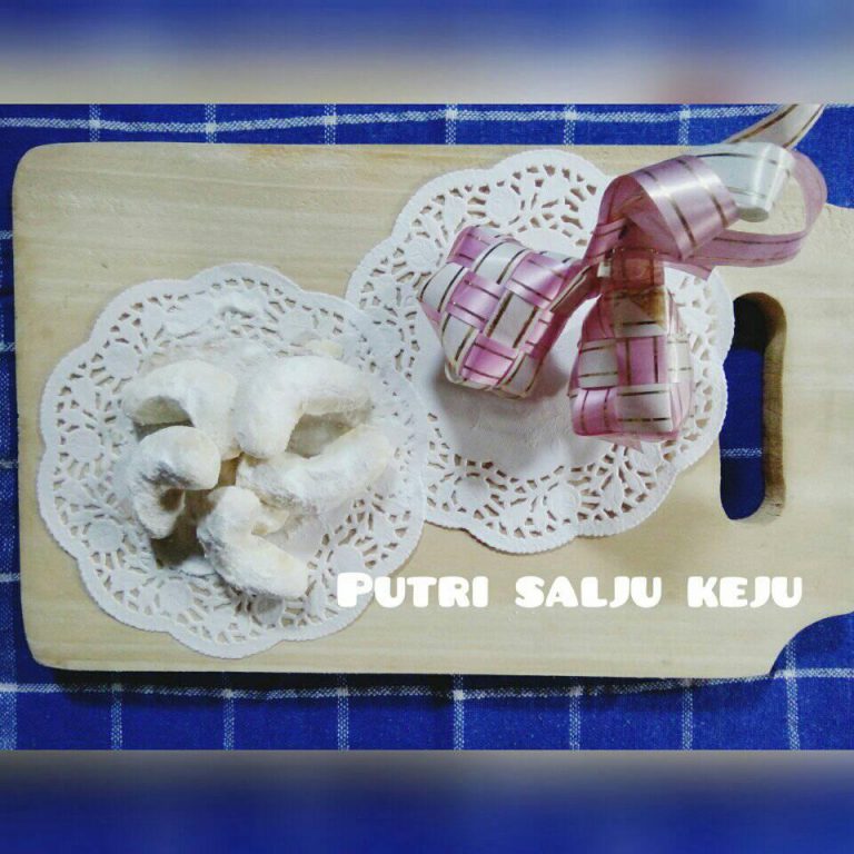 Putri Salju Keju by Tina Harwina