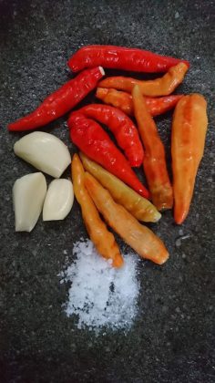 Sambel Bawang /Sambel Ayam Geprek by Nanda Sukesi 1