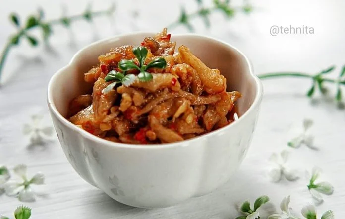 Tumis Kulit Ayam Super Pedas by Nita Tumis Kulit Ayam Super Pedas by Nita