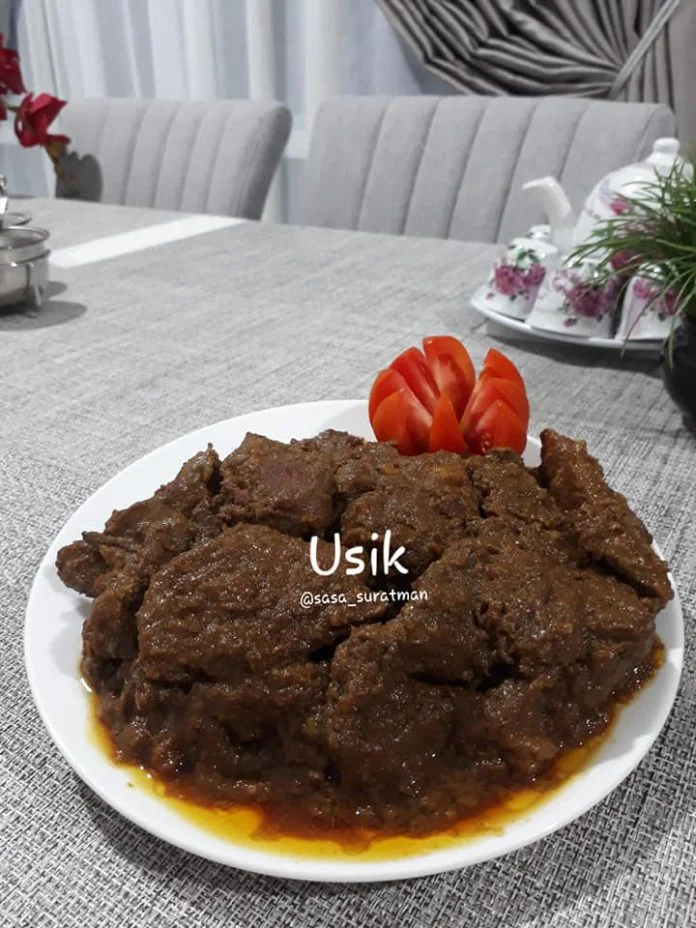 Usik by Wahyu Nursanti Suratman