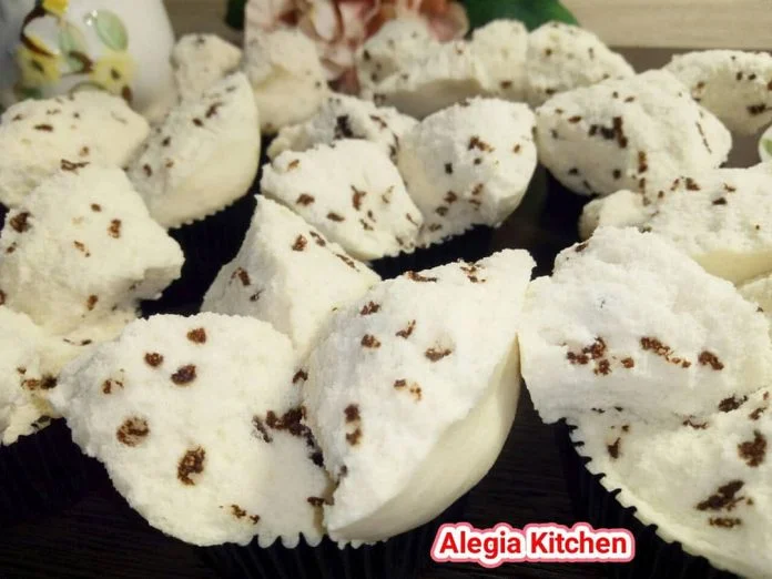 Bolu Kukus Dalmation Mekar Lembut Seperti Kapas by Liona Andria