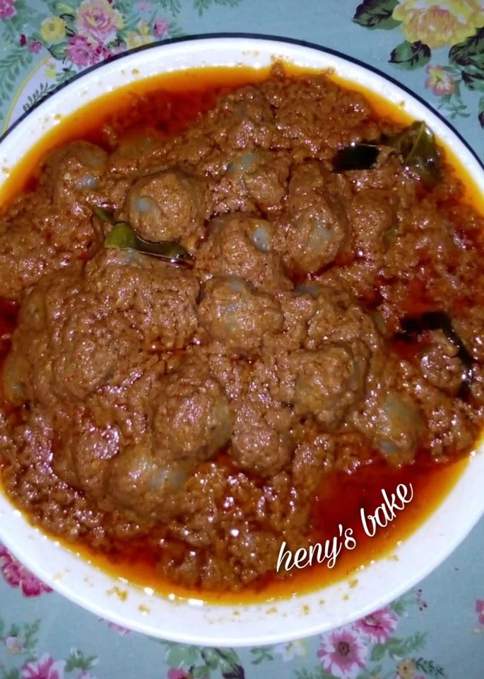 CILOK BUMBU KACANG MEDOK by Heni Fuji Astuti