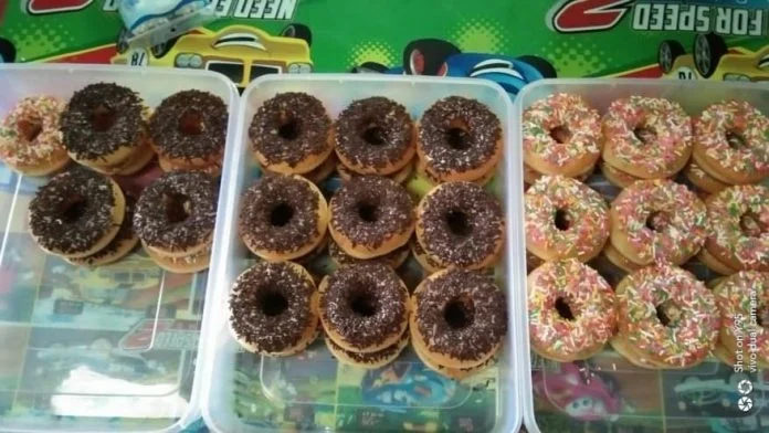 DONUT by Sulis Setyo R 2 DONUT by Sulis Setyo R 3