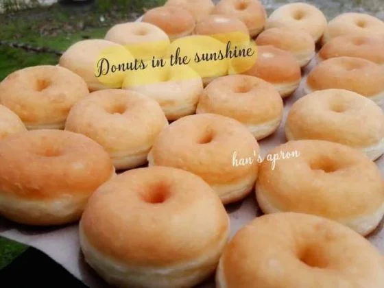 DONUTS by Jihan Zaujatu Syafrudin