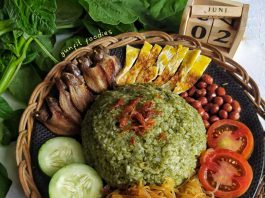 Nasi Uduk Bayam by Yuniarti Nur Fitria