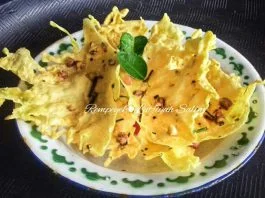 Rempeyek by Lutfiyah Salim