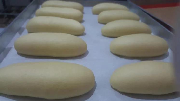 Roti manis by Rizki Amelia Sumrachadi 1