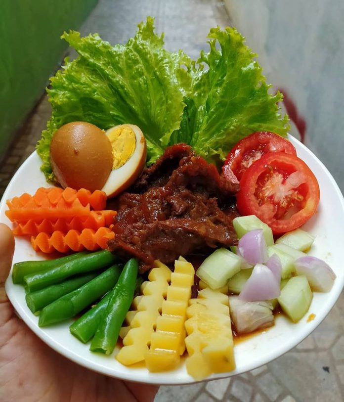 Selat solo by Ulfati Nyonyaah Santos Selat solo by Ulfati Nyonyaah Santos