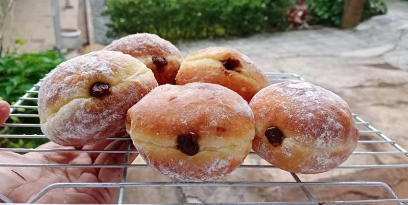DONAT BOMBOLONI (METODE AUTOLYSE) by Catarina Kartika Wati 1