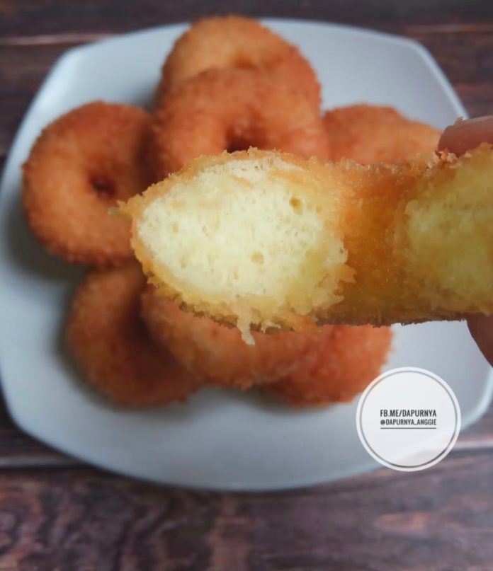 Donat crispy by Anggraini Donat crispy by Anggraini