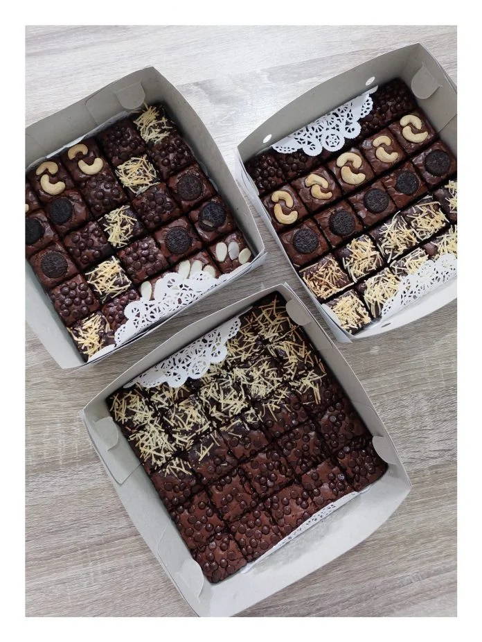 Fudgy Brownies by Mukofidhotun Umaroh