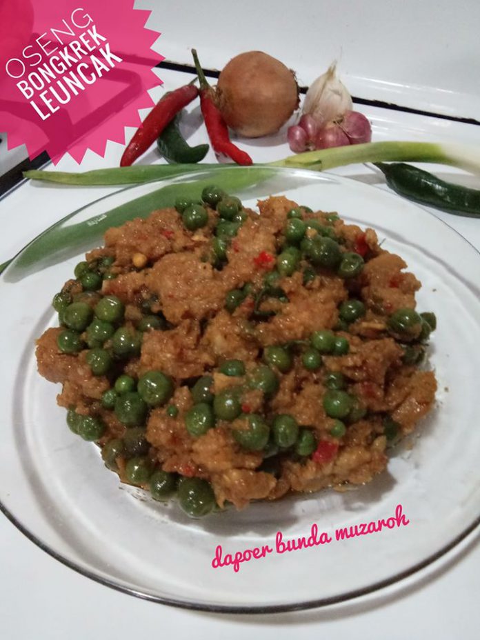 OSENG BONGKREK LEUNCAK by Bunda Muzaroh OSENG BONGKREK LEUNCAK by Bunda Muzaroh