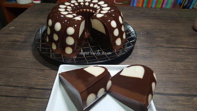 Puding Polkadot by Rizki Amelia Sumrachadi