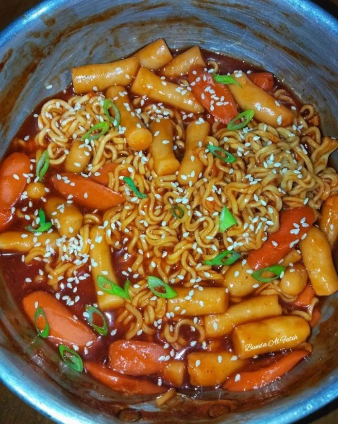 RABOKKI (RAMEN TTEOKBOKKI) by Muhammad Abiyyu Al Fatih