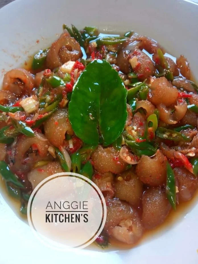 Tumis pedas kikil sapi by Anggraini