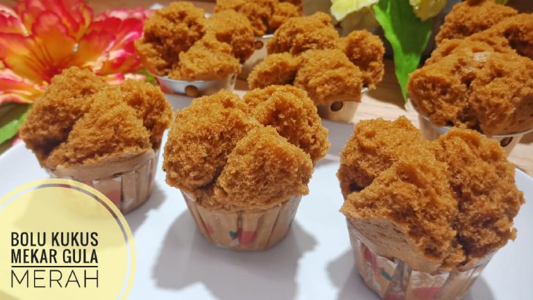 BOLU KUKUS MEKAR GULA MERAH TANPA MIXER by Sitti Nuraini