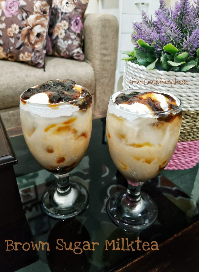 BROWN SUGAR MILK TEA by Miftahul Maulidha BROWN SUGAR MILK TEA by Miftahul Maulidha