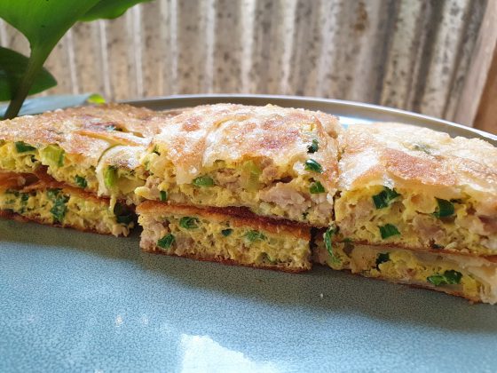 Martabak telur istimewa Cukup pakai teflon by Fitriatul Muniroh