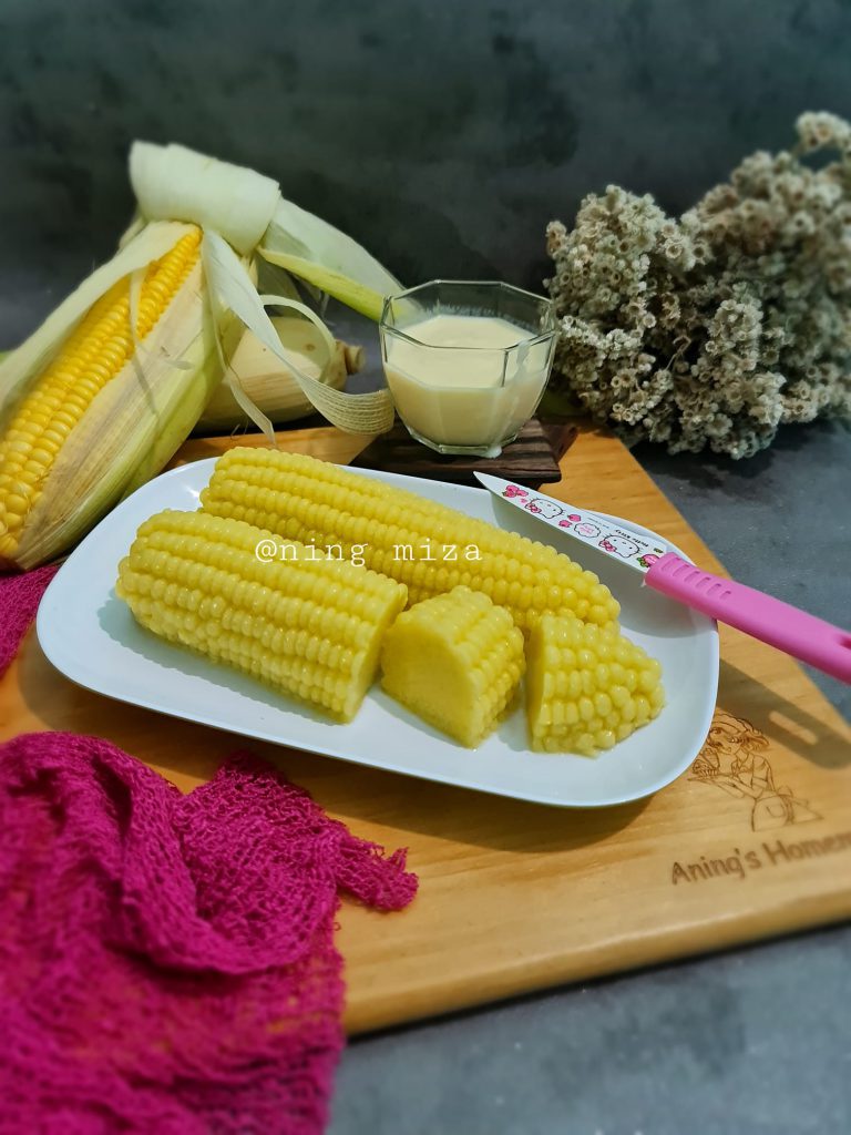 Puding Jagung dengan vla by Aning Miza