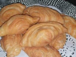 resep PASTEL CRISPY BERLAPIS (karipap) by Siti Hodijah