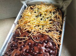 resep Shiny Crust Brownies by Dewi Mega