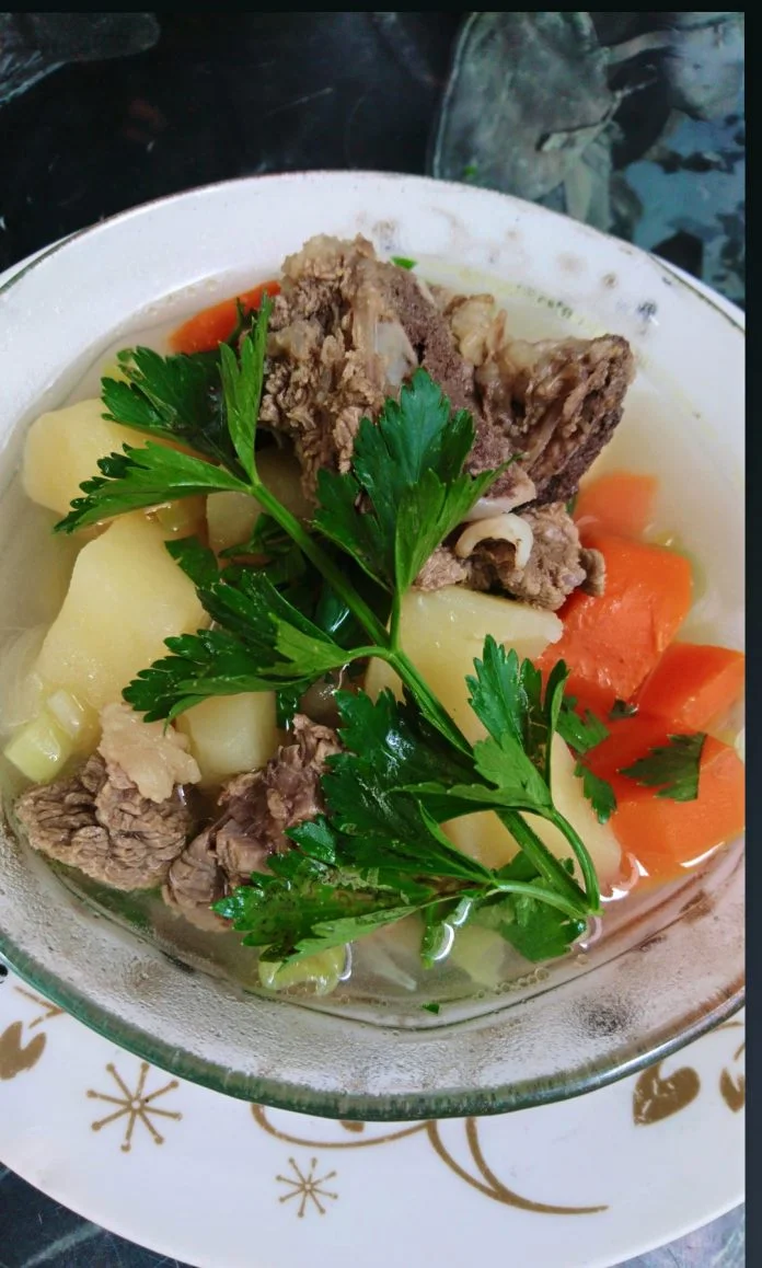 resep Sop tulang sapi by Nanda Sukesi