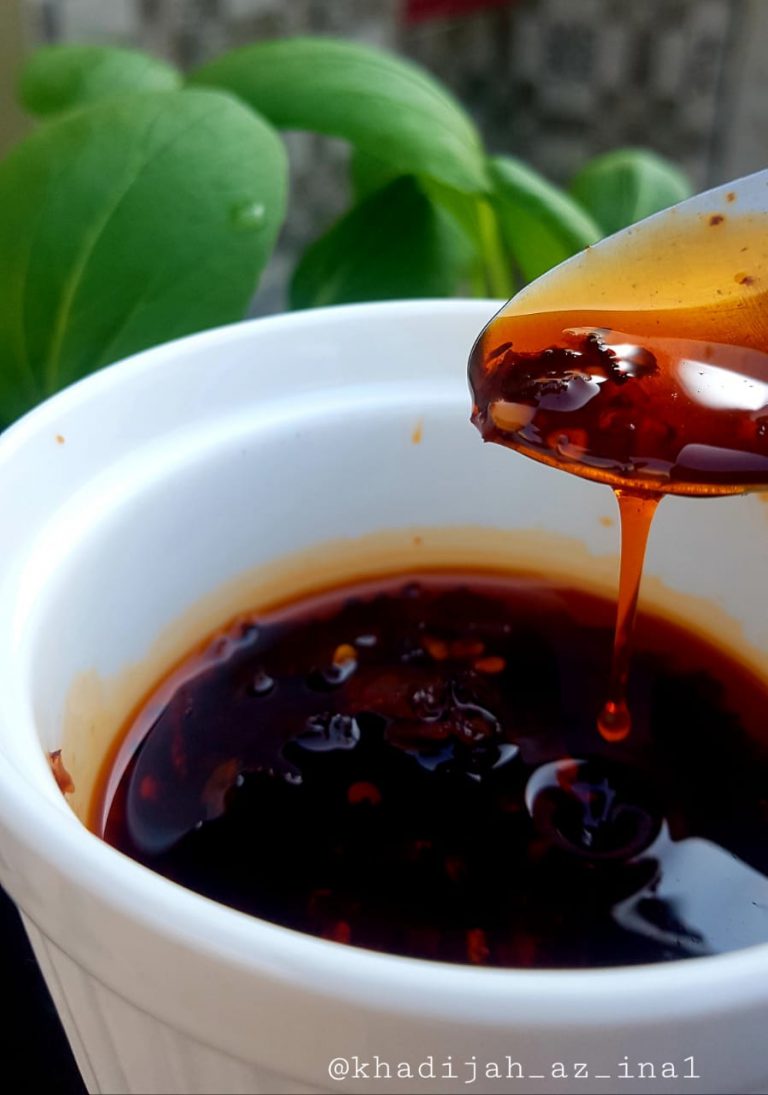 CHILLI OIL by Khadijah Az