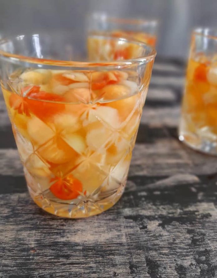 Cocktail buah - es buah jadul by Wita Lawin Cocktail buah - es buah jadul by Wita Lawin