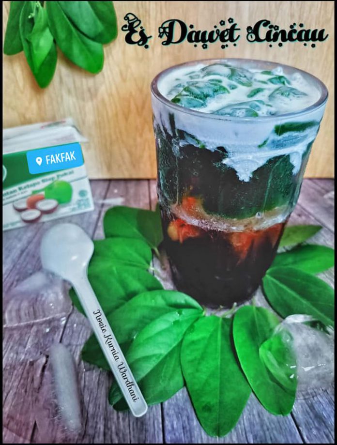 ES DAWET CINCAU by Novie Kurnia Wardani