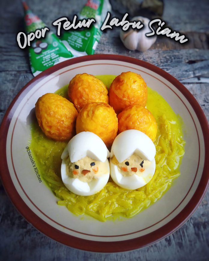 OPOR TELUR LABU SIAM by Dianish's Kitchen OPOR TELUR LABU SIAM by Dianish's Kitchen