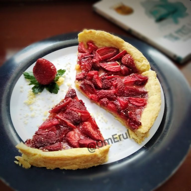 STRAWBERRY PIE by Ata Haerul