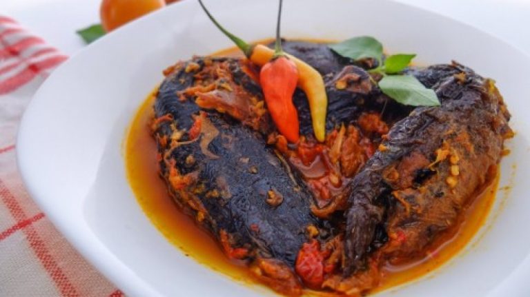 resep LELE PEDAS by El Shinta Dewi