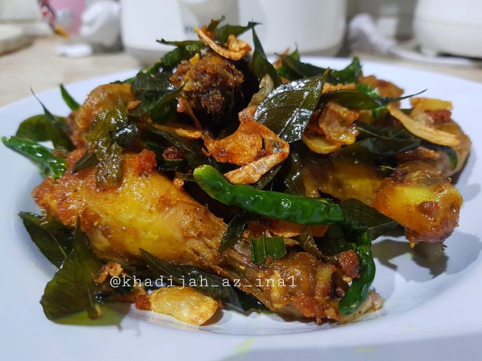 AYAM TANGKAP by Khadijah Az