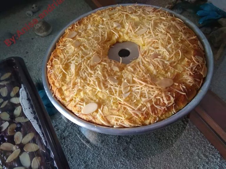 Bolu tape keju by Anisaa Andrianni