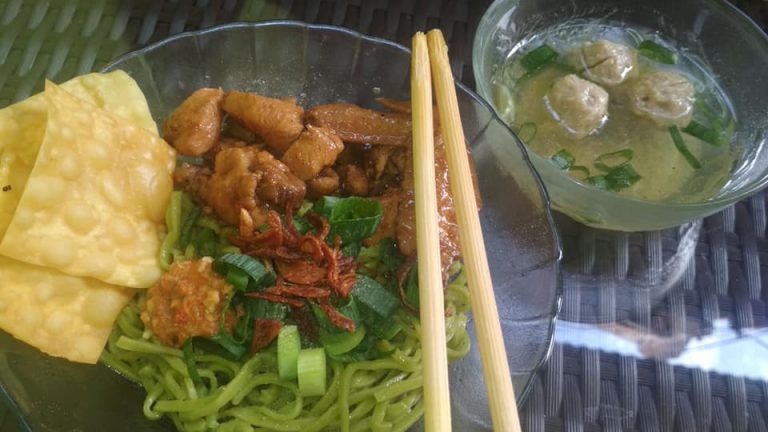 Mie Hijau Home Made by Sunna Sari R