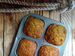 Simple and moist banana apple cake by Wirdonesia Merdeka