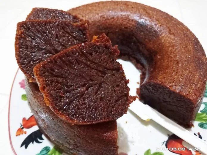 CAKE CARAMEL/SARANG SEMUT by Yulia Dwi S