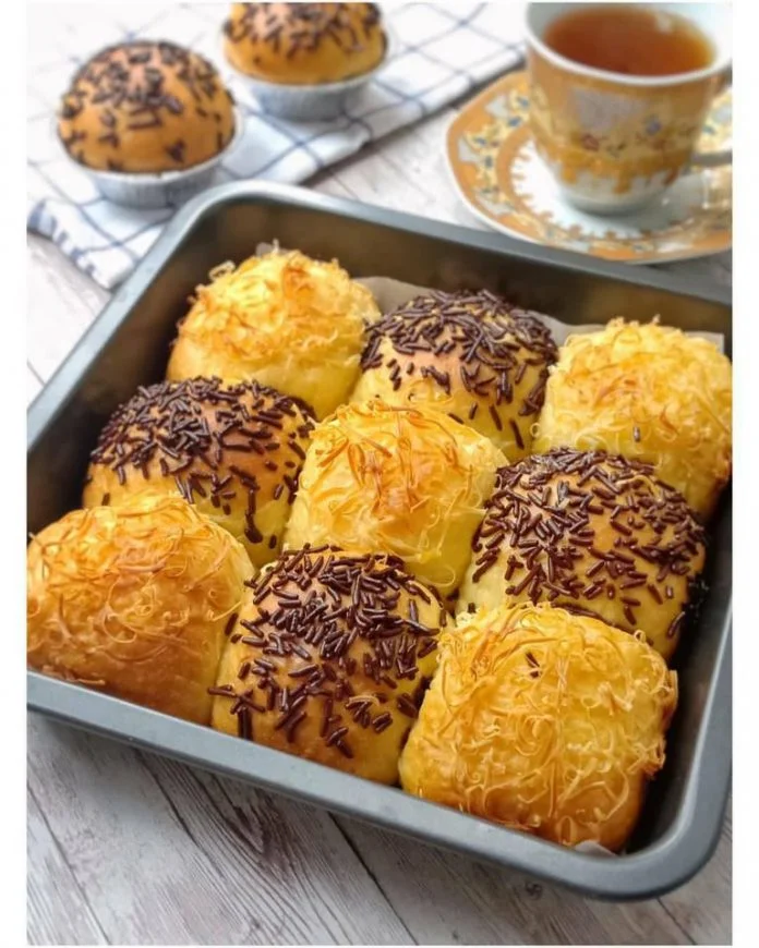 ROTI SOBEK isi SELAI NANAS by Alda Ridjali