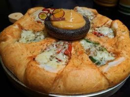 Saus keju ala mr.garutpizza by Yanti Wijaya