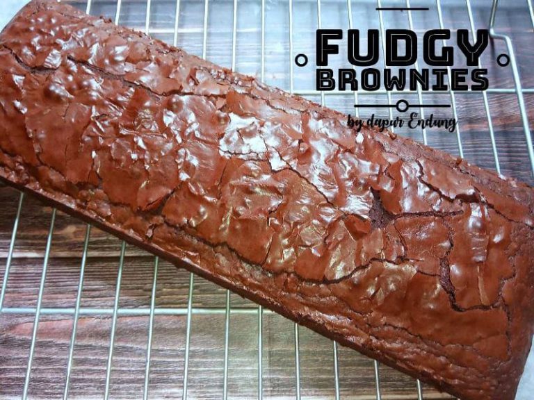 Tips memanggang fudgy brownies dengan otang by  Dapurnya Anggie