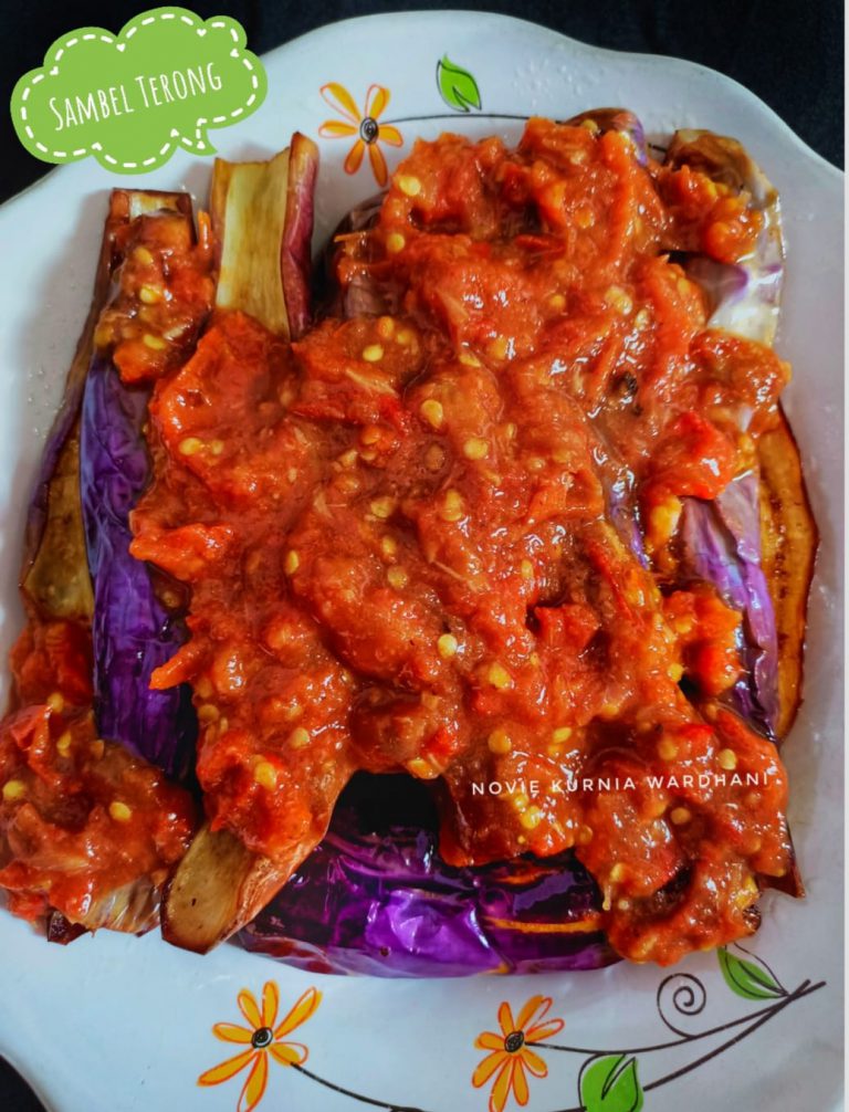 auto nambah SAMBEL TERONG GORENG by  Novie Kurnia Wardani