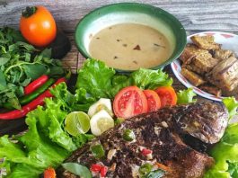 how to cook IKAN NILA BAKAR SAMBAL SANTAN by Yuniarti Nur Fitria