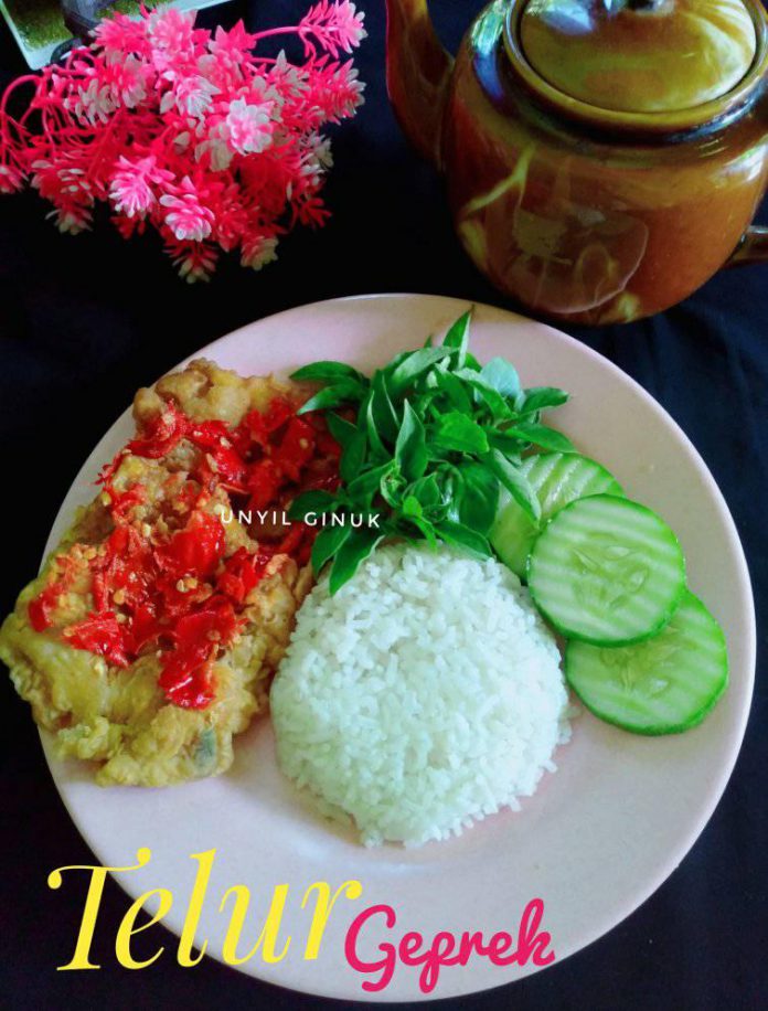 ini asli enak banget Telur Geprek by Annansya Aina 1