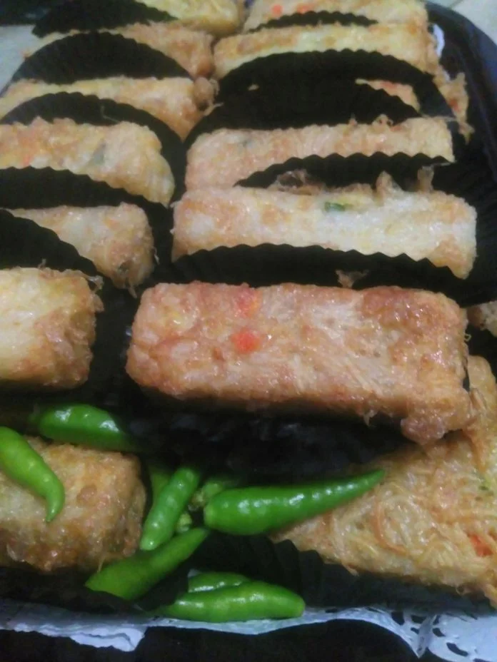 kreasi jajanan Misoa goreng by Natasha Setiawan